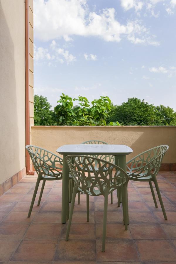Torre Chiguita Apartment Tarazona ภายนอก รูปภาพ